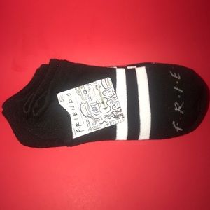 NWT Friends tv show ancle socks color black striped for women